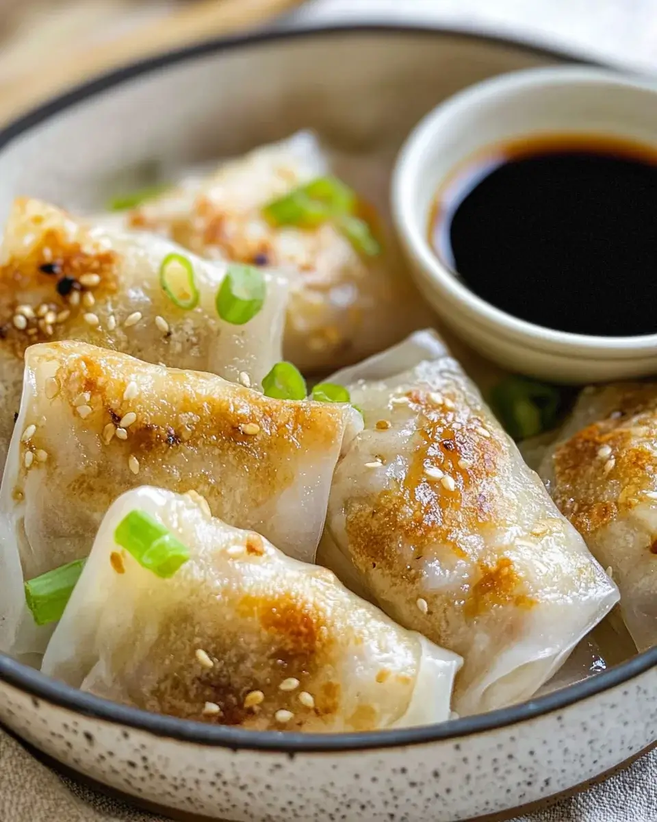 Rice Paper Dumplings: Deliciously Easy to Make at Home!