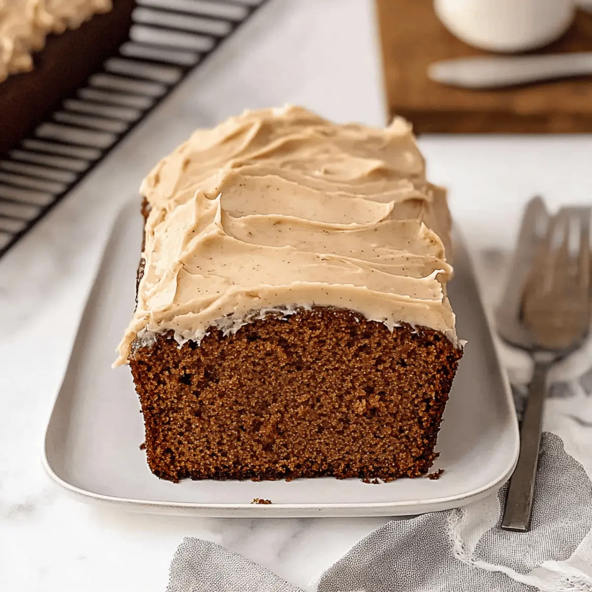 Moist Gingerbread Loaf: Perfect for Cozy Holiday Mornings