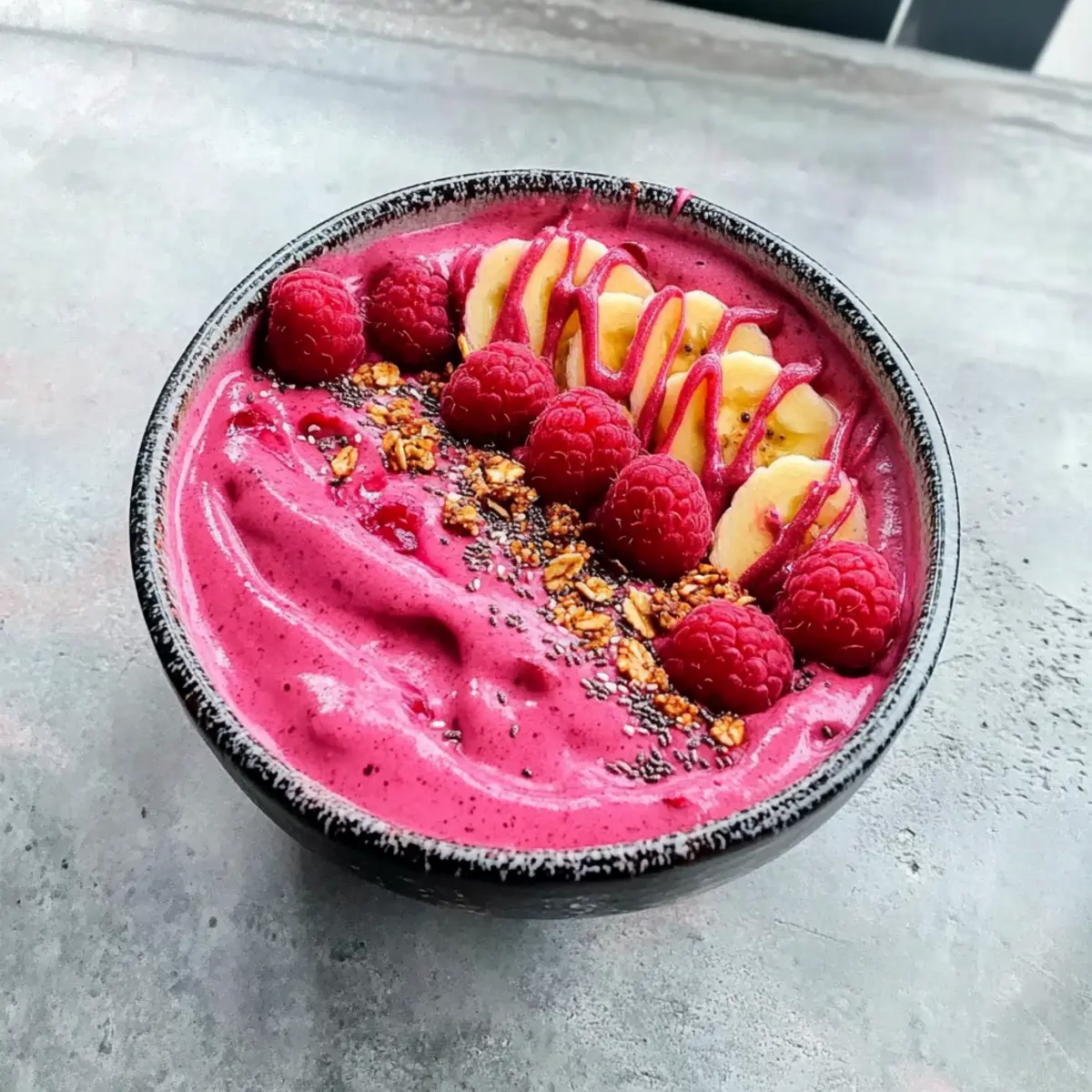 Thick Raspberry Smoothie Bowl: Quick, Creamy Vegan Bliss